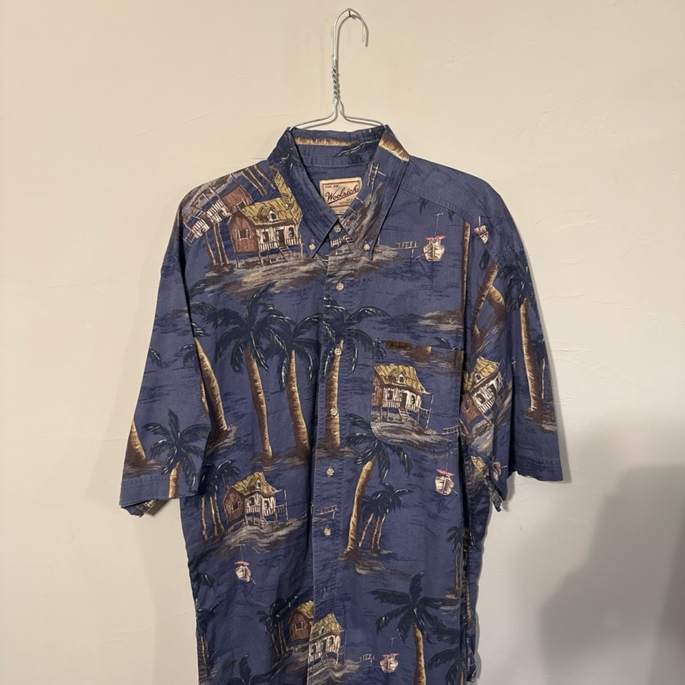 VTG Woolrich Chambray Tropical Beach  Palm Button Down Shirt Sz L Short Sleeves